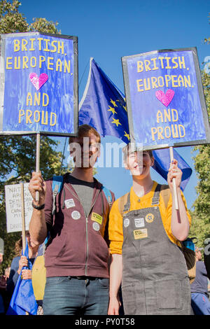 Londra xx ottobre 2018 - 700.000 persone partecipano a marzo per chiedere una votazione finale sulla trattativa Brexit. Foto Stock