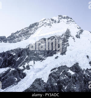 Vergletscherter Berg, Mt. Cuocere Nationalpark, Neuseeland Foto Stock
