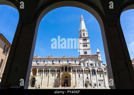 L'Italia, Emilia Romagna, Modena, Piazza Grande, la cattedrale Foto Stock