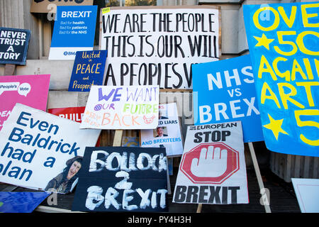 Banner Brexit alla dimostrazione Brexit xx ottobre 2018 Parliament Square London REGNO UNITO Foto Stock