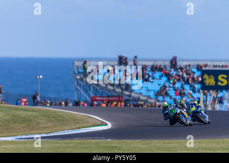 Melbourne, Australia. Il 26 ottobre 2018, Phillip Island Grand Prix Circuit, Melbourne, Australia; Australian MotoGP, Venerdì di prove libere; Franco Morbidelli, Andrea Iannone durante il turno di prove libere della MotoGP 2 Credit: Azione Plus immagini di sport/Alamy Live News Foto Stock