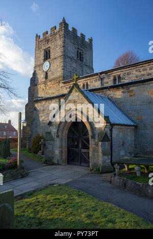 San Giovanni Battista e di tutti i santi " Chiesa in Easingwold, North Yorkshire Foto Stock