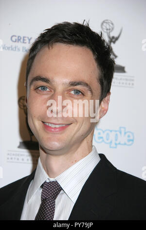 Jim Parsons 09/17/09 "Academy of Television Arts & Sciences onorare la 61st Primetime Emmy Awards nomination per prestazioni eccezionali' @ Wolfgang Puck al Pacific Design Center, West Hollywood Foto di Ima Kuroda/HNW / PictureLux (17 settembre 2009) Foto Stock