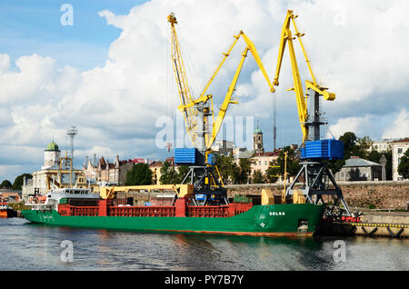 Il porto industriale di Vyborg, Vyborgsky distretto, l'oblast di Leningrado, Russia, Federazione russa Foto Stock