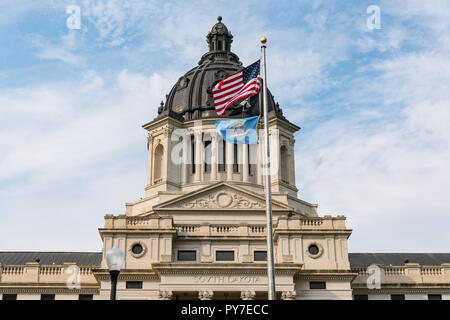 Facciata del Sud Dakota Building di capitale in Pierre, SD Foto Stock