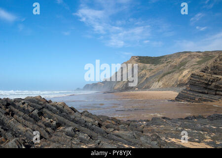 Cordama spiaggia, sulla costa occidentale dell'Algarve, PORTOGALLO Foto Stock