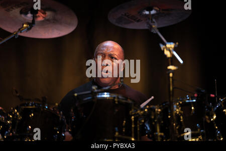 Cork, Irlanda. 26 ott 2018. Billy Cobham giocando al cork jazz festival 2018 Credit: Paolo Bevan/Alamy Live News Foto Stock