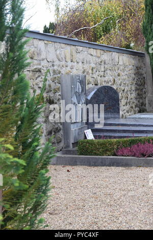 Un luogo di sepoltura 1922 al Cimetière Notre-dame in Lussemburgo e l'ultimo luogo di riposo di Friedrich Wilhelm Voigt, 'Der Hauptmann von Köpenick" Foto Stock