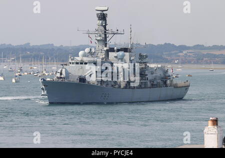 La Royal Navy tipo 23 fregata HMS St Albans vele da Portsmouth, Regno Unito il 3 settembre 2018 Foto Stock