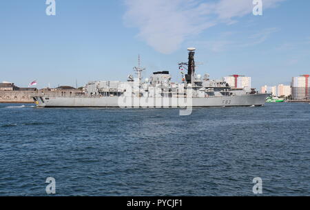 La Royal Navy tipo 23 fregata HMS St Albans arriva a Portsmouth, nel Regno Unito il 7 settembre 2018 Foto Stock