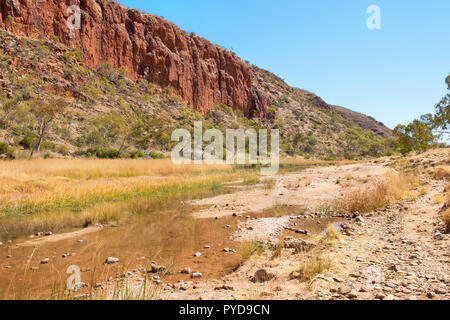 Glen Helen Gorge, MacDonnell Ranges, Territorio del Nord, l'Australia Foto Stock