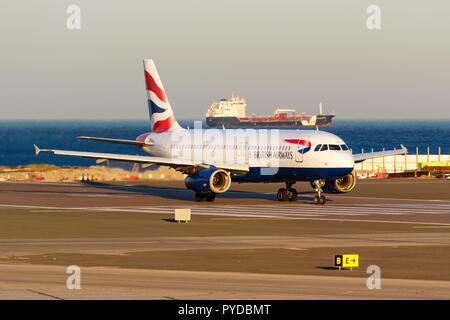 Gibilterra - Luglio 30, 2018: British Airways Airbus A320 aereo all'aeroporto di Gibilterra. | Utilizzo di tutto il mondo Foto Stock