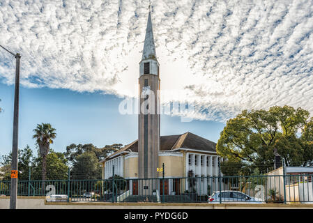 STELLENB.S., SUD AFRICA, 15 AGOSTO 2018: la chiesa olandese riformata Stellenbosch a nord, in Stellenbosch nella provincia del Capo occidentale Foto Stock