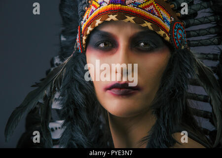 Headshots del modello come Native American Foto Stock