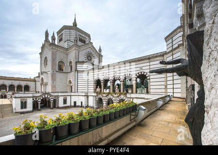 Visitare il cimitero monumentale di Milano. Italia Foto Stock