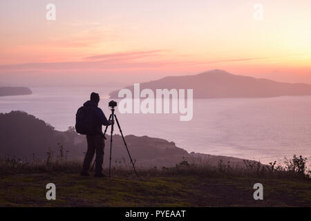 Tramonto su San Francisco Bay. Foto Stock