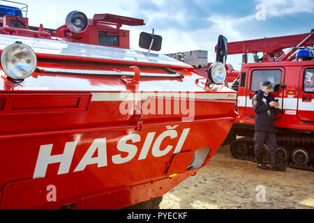 Ceca vigili del fuoco auto - vigili del fuoco - Hasiči ČR / hasičské auto / integrovaný záchranný system IZS Foto Stock