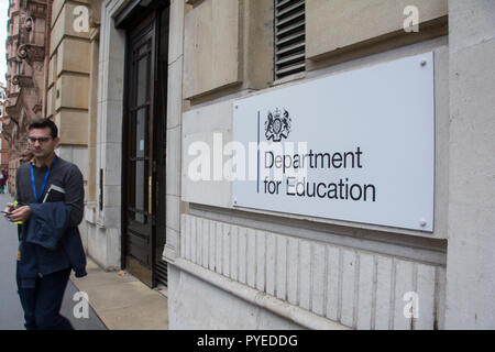 Dipartimento di Educazione, Santuario edifici, grande Smith Street, grande Smith Street, Westminster, London, SW1, Regno Unito Foto Stock