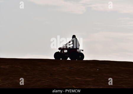 Sport nel deserto di sabbia sunes Foto Stock