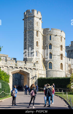 Edward III torre, il Castello di Windsor, Windsor, Berkshire, Inghilterra, Regno Unito Foto Stock