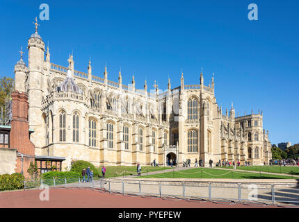 Alla Cappella di San Giorgio, inferiore Ward, il Castello di Windsor, Windsor, Berkshire, Inghilterra, Regno Unito Foto Stock