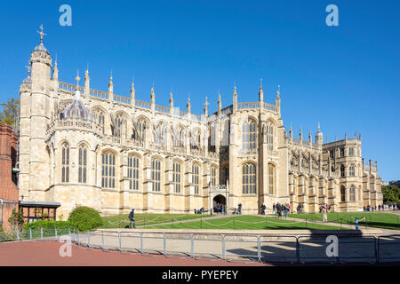 Alla Cappella di San Giorgio, inferiore Ward, il Castello di Windsor, Windsor, Berkshire, Inghilterra, Regno Unito Foto Stock