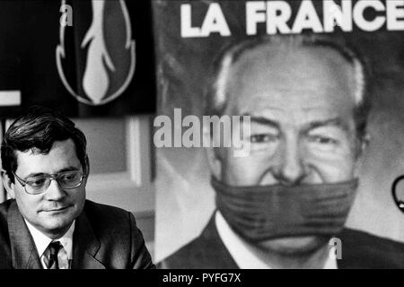 Archivi 90ies: Karl Lang paga visita regionale al Fronte Nazionale (FN), Lione, Francia Foto Stock