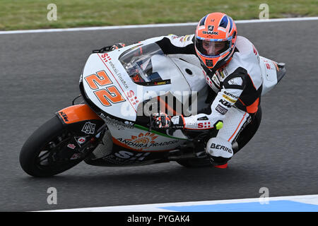 Ottobre 27, 2018: Sam Lowes (UK) sul No.22 KTM da svizzeri investitori innovativi durante il moto2 sessione pratica tre al 2018 MotoGP di Australia a Phillip Island Grand Prix Circuit, Victoria, Australia. Sydney bassa/Cal Sport Media Foto Stock