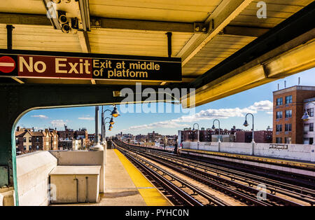 40Th Street - Lowery Street Subway Station Sunnyside Queens   New York New York, Stati Uniti d'America Foto Stock