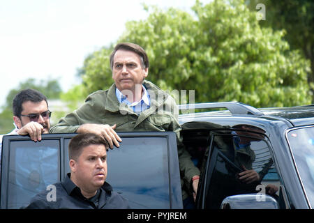 Jair Bolsonaro - il candidato per la presidenza della repubblica dal PSL, Jair Bolsonaro arriva nella sezione elettorale per un voto alle elezioni del secondo round, situato a Vila Militar, Rio de Janeiro - Ottobre 28, 2018 - Eleicoes 2018, da Rio de Janeiro. Foto: Thiago Ribeiro / AGIF Foto Stock