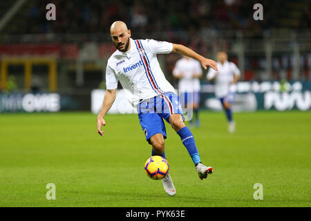 Milano, Italia. 28 ottobre, 2018. Riccardo Saponara di UC Sampdoria in azione durante la serie di una partita di calcio tra AC Milan e UC Sampdoria. Foto Stock