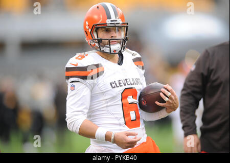 Ottobre 28th, 2018: Browns #6 Baker Mayfield durante il Pittsburgh Steelers vs Cleveland Browns gioco all'Heinz Field di Pittsburgh, PA. Jason Pohuski/CSM Foto Stock