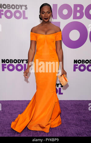 NEW YORK, NY - 28 ottobre: Tika Sumpter assiste 'Nessuno il fool' New York Premiere a AMC Lincoln Square Theatre su ottobre 28, 2018 a New York City. Credito: Ron Adar/Alamy Live News Foto Stock