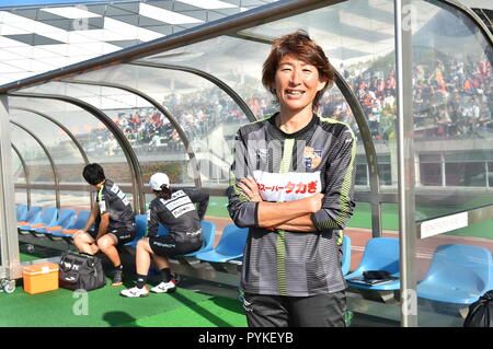 Tokyo, Giappone. 27 ott 2018. Midori Honda (Parceiro Ladies) Calcio/Calcetto : AC Nagano Parceiro Ladies head coach Masato Nagata prima del 2018 Plenus Nadeshiko League Division 1 corrispondenza tra Nippon TV Beleza 2-1 AC Nagano Parceiro onorevoli a Ajinomoto Stadium campo occidentale a Tokyo in Giappone . Credito: AFLO/Alamy Live News Foto Stock