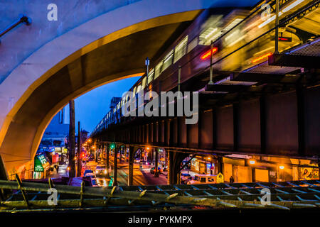 Astoria - Ditmars Boulevard Stazione della metropolitana Astoria Queens   New York New York, Stati Uniti d'America Foto Stock