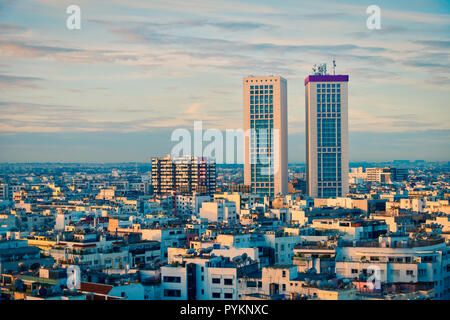 Il tramonto sulla città di Casablanca in Marocco, Africa. Foto Stock