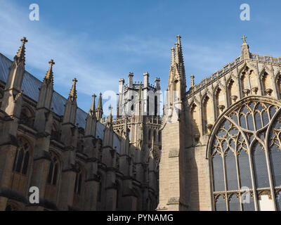 Cattedrale di Ely (ex chiesa di St Etheldreda e di San Pietro e la chiesa della Santa e indivisa Trinità) in Ely, Regno Unito Foto Stock