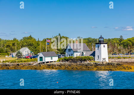 Grindle punto luce su Islesboro isola nella baia di Penobscot nel Maine negli Stati Uniti Foto Stock