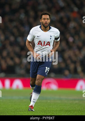 Londra, Regno Unito. 29 ott 2018. Mousa DembŽlŽ di speroni durante il match di Premier League tra Tottenham Hotspur e Manchester City allo Stadio di Wembley a Londra, Inghilterra il 29 ottobre 2018. Foto di Andy Rowland. (La fotografia può essere utilizzata solo per il giornale e/o rivista scopi editoriali. www.football-dataco.com) Credito: Andrew Rowland/Alamy Live News Foto Stock