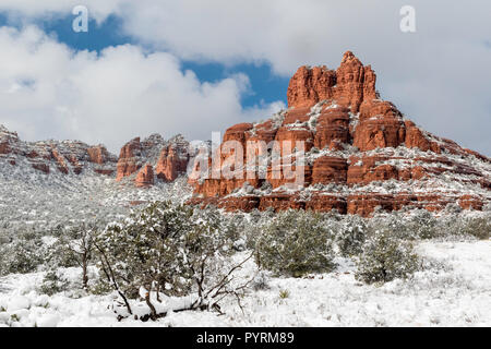 Bell Rock, scena invernale, Sedona, in Arizona Foto Stock
