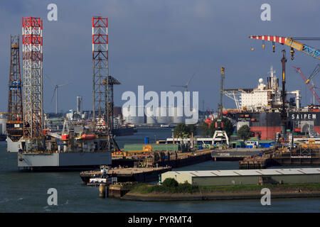 Keppel Verolme Shipyard, Rotterdam, Paesi Bassi, Europa Foto Stock