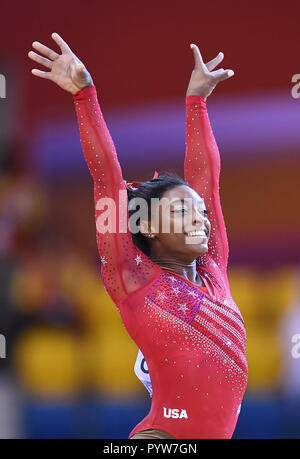 Doha in Qatar. 30 ott 2018. Simone Biles (USA) a terra. GES// mondo campionati di ginnastica a Doha, Squadra Finale, 30.10.2018 - GES/ginnastica artistica/Gymnastics World Championships: 30.10.2018 - | Utilizzo di credito in tutto il mondo: dpa/Alamy Live News Foto Stock