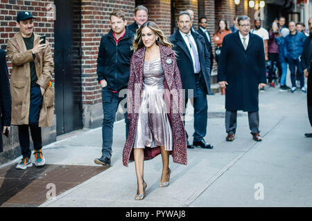 New York, New York, Stati Uniti d'America. 30 ott 2018. La North American attrice Sarah Jessica Parker è visto sull'isola di Manhattan a New York il Martedì, 30. (Foto: Vanessa Carvalho / Brasile Photo Press) Credito: Brasile Photo Press/Alamy Live News Foto Stock