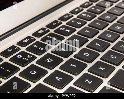 Moderno ultra sottile Notebook Computer dettaglio della tastiera Foto Stock