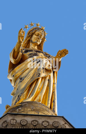 Statua dorata della Vergine Maria a Cathédrale Notre Dame des Doms di Avignone / Cattedrale di Avignone, Vaucluse, Provence-Alpes-Côte d'Azur, in Francia Foto Stock