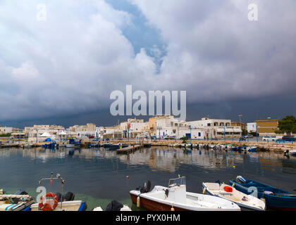 Villanova, avvicinando storm Foto Stock