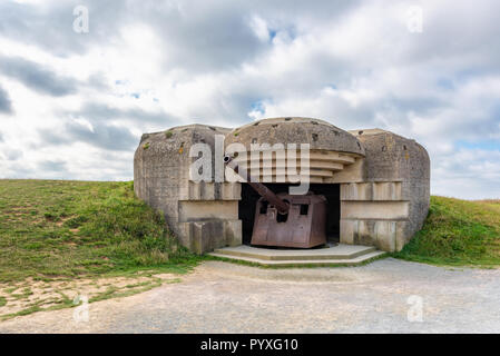 La seconda guerra mondiale la difesa tedesca batteria di Longues sur Mer Normandia Francia Foto Stock