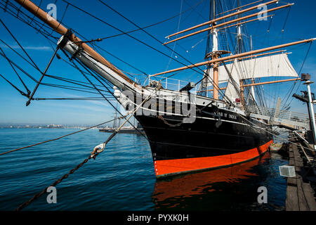 Stella dell India clipper ship (o corteccia), il Seaport Village, San Diego, California. Foto Stock