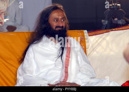 Gurudev Sri Sri Ravi Shankar a yoga camp, Mumbai, Maharashtra, India, Asia Foto Stock