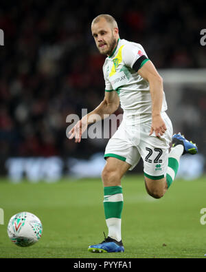 Teemu Pukki di Norwich City durante la Carabao Cup, quarto incontro al Vitality Stadium di Bournemouth. PREMERE ASSOCIAZIONE foto. Data immagine: Martedì 30 ottobre 2018. Vedi PA storia CALCIO Bournemouth. Il credito fotografico dovrebbe essere: Adam Davy/PA Wire. RESTRIZIONI: Nessun utilizzo con audio, video, dati, elenchi di apparecchi, logo di club/campionato o servizi "live" non autorizzati. L'uso in-match online è limitato a 120 immagini, senza emulazione video. Nessun utilizzo nelle scommesse, nei giochi o nelle pubblicazioni di singoli club/campionati/giocatori. Foto Stock